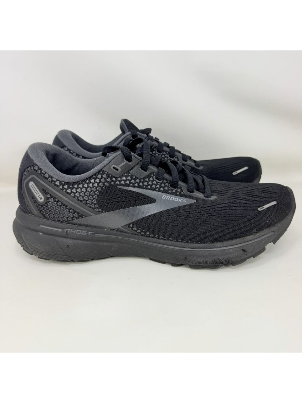 Brooks Ghost 14 Athletic Running Shoes Triple Black Women’s Size 99
